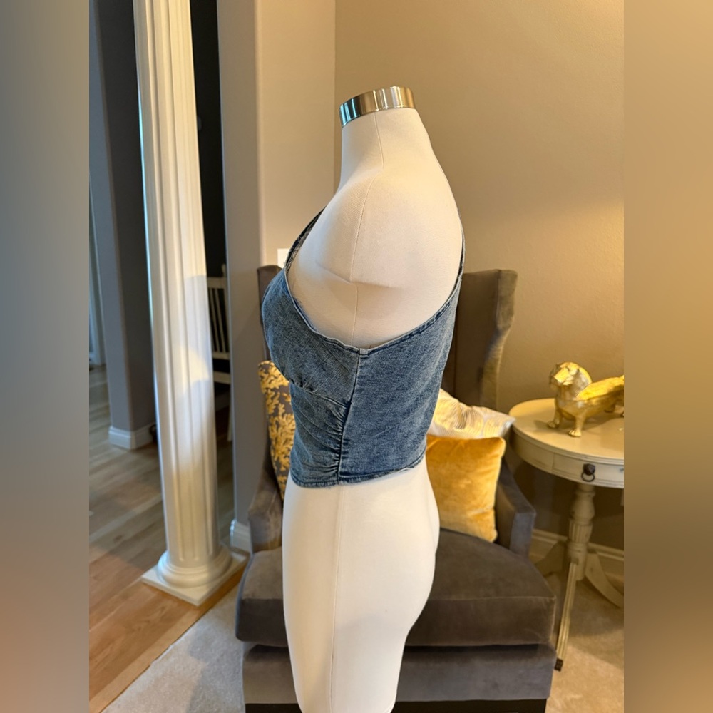 One Shoulder Denim Color Tank with detachable bow (Size Small) NWOT - Picture 2 of 5
